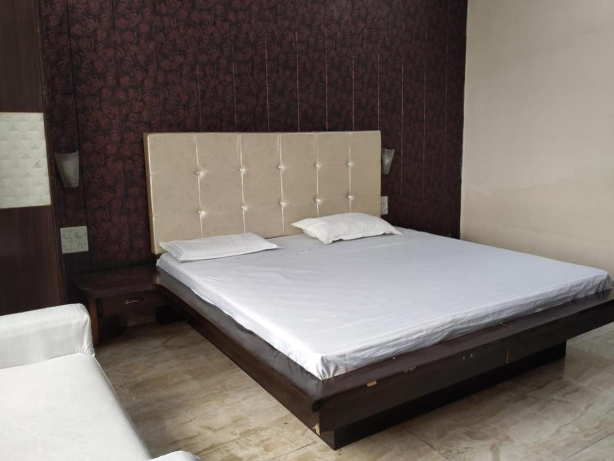 Hotel Prakash Regency Hapur Exterior photo